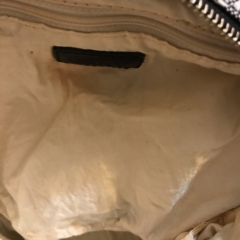 DKNY Baguette dough bag with monogram with genuine leather belts - Picture 9 of 9